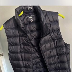 Uniqlo Ultra Light Down Black Puffer Vest Women - Navy Blue